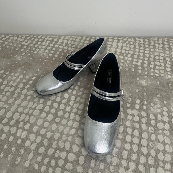 Silver Heeled Women's Shoes - Picture 1 of 11